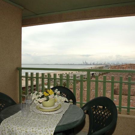Accommodation Beach Apartments Valencia Eksteriør billede