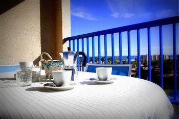 Accommodation Beach Apartments Valencia Eksteriør billede